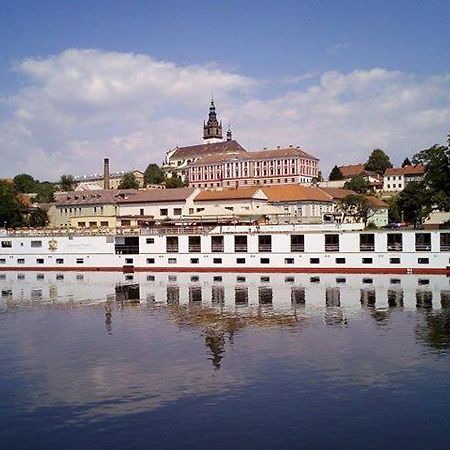 Florentina Boat Літомержице Екстер'єр фото