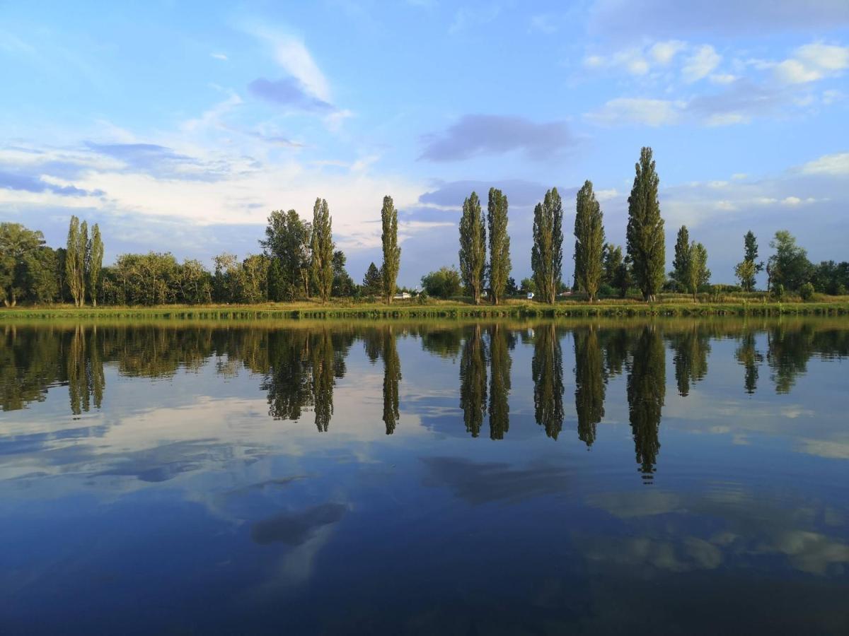 Florentina Boat Літомержице Екстер'єр фото