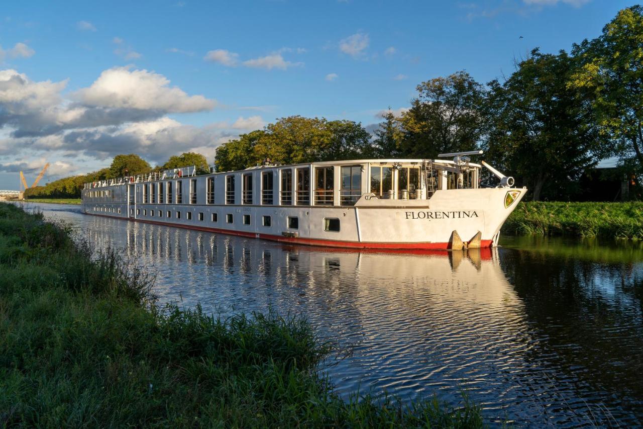 Florentina Boat Літомержице Екстер'єр фото